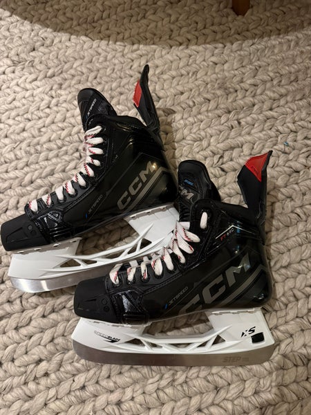 CCM FT690 Hockey Skate Size 8.5 Regular *NEW*