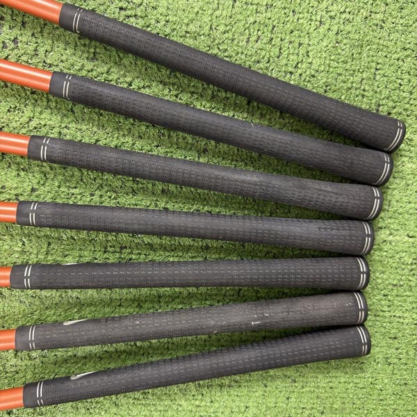 Nike Ignite Iron Set 4-PW UST Graphite Regular Flex Left Handed