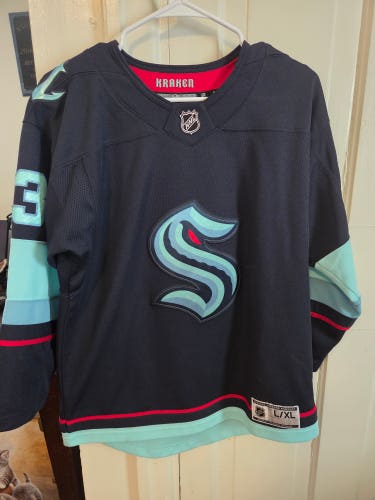 Seattle Kraken Brandon Tanev Jersey
