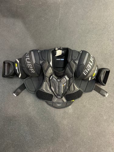 Intermediate Medium Bauer Supreme M5 Pro Shoulder Pads