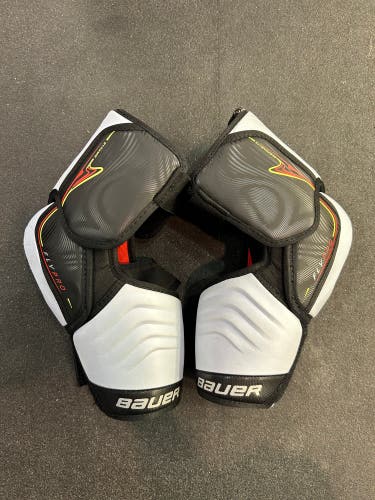 Senior Large Bauer Vapor Flypro Elbow Pads