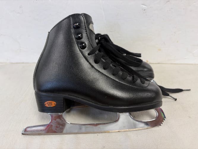Riedell Figure Skates B Junior 2.5 (Used)