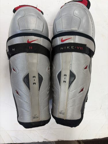 Junior Nike 11" Shin Pads (Used)