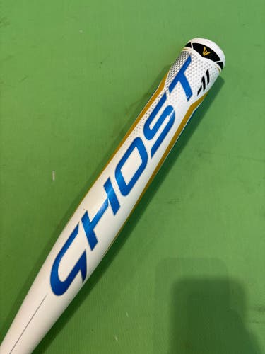 White Easton Ghost Alloy 2022 Bat (-11) 20 oz 31"