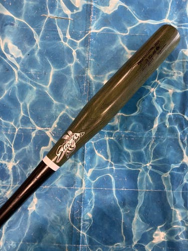 Stinger JN11T Custom Wood Bat (-3) 31 oz 34" (Used)