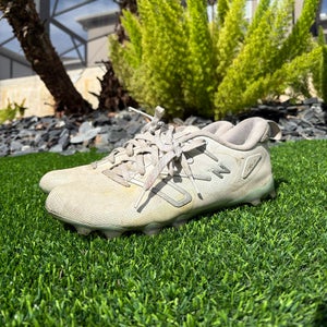 White Men's Size M 8.0 (W 9.0) Adult New Balance Freeze Low Top Turf Cleats (Used)