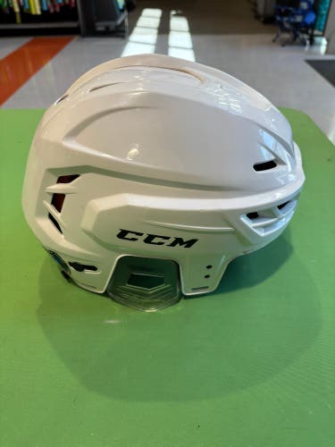 Medium CCM Tacks 710 Helmet