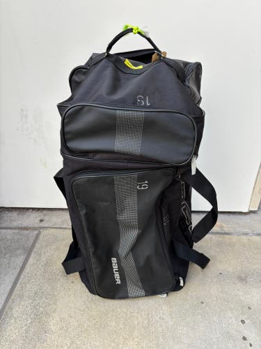 Bauer Elite Wheeled Bag