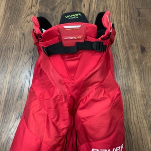 Intermediate Large Bauer Vapor Hyperlite Hockey Pants (New)