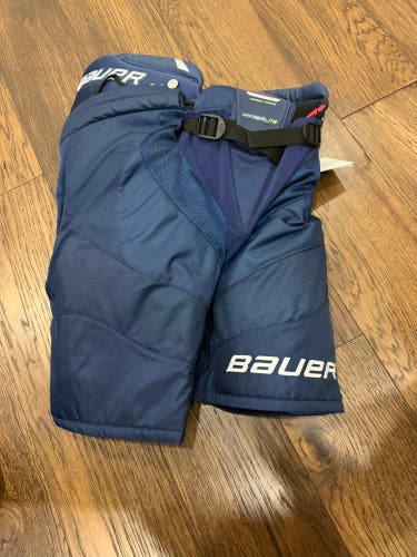 Senior Medium Bauer Vapor Hyperlite Hockey Pants (New)
