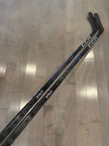 (2-pack) New Pro Stock CCM FT7 Pro (Dressed As Trigger 9 Pro) P29 75 Flex