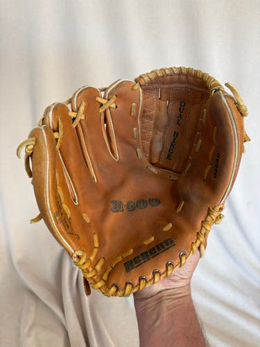 Regent LH R-600 Baseball Glove (Used)