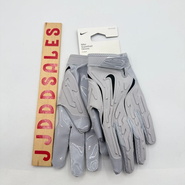 Nike Superbad 7.0 Football Gloves NFL Gray Black HF0311-088 Men’s Sz XXL
New With Tags