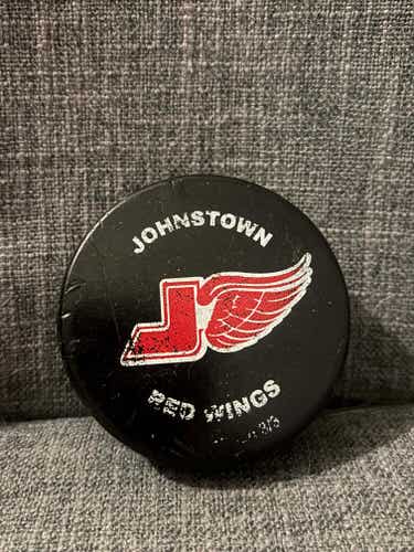 Vintage Johnstown Red Wings Eastern Hockey League (EHL) Hockey Puck