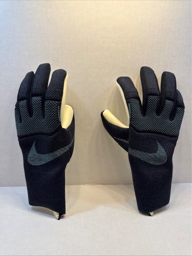 Nike Vapor Grip3 Promo Dynamic Fit Size 10 
Black Turquoise Goalkeeper Gloves
