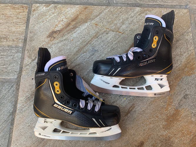 Bauer Supreme One.7 Hockey Skates Extra Wide Width Size 4 (New)
