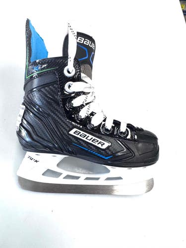 Used Bauer XLP Youth Hockey Skate Youth 08.0 11860-S000312576