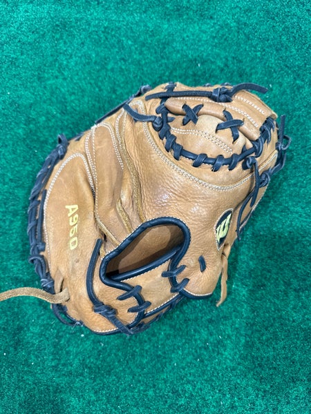 Brown Wilson A950 RH Catcher's Baseball Glove 34" (Used)