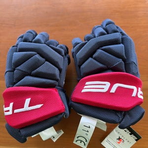 True Catalyst XP Gloves 11” NWT