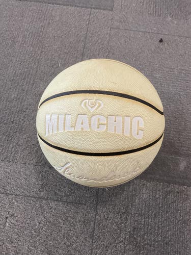 Used Basketball Adult Outdoor 11614-S000240486