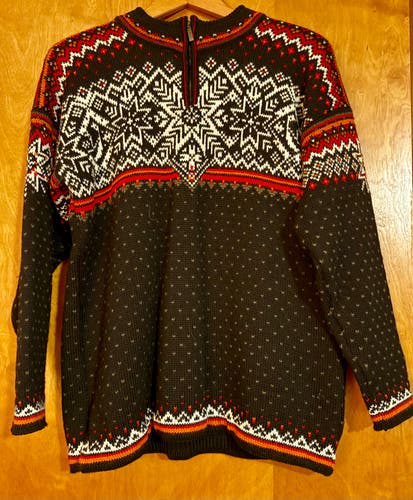 Black Medium Dale of Norway (Used)