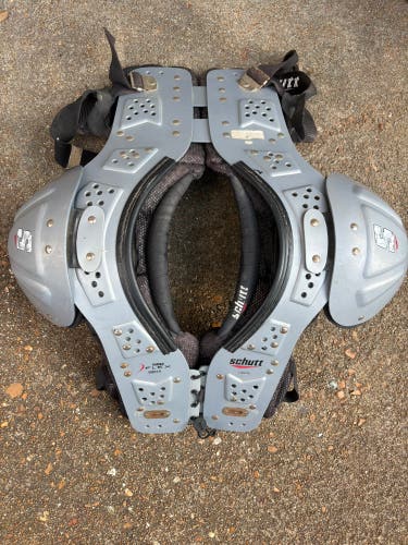 Schutt Football Shoulder Pads Youth/Jr. High  X Large Mid FLEX 80015