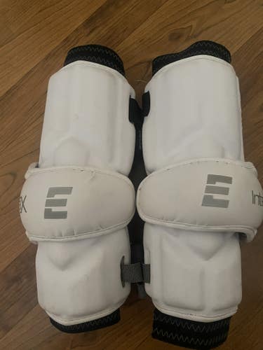 Medium/Large Adult Epoch Integra X Arm Guards (Used)