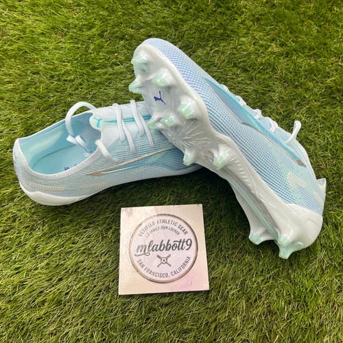 PUMA Ultra 5 Ultimate FG Women's Cleats - Light Up Pack - Women's 8.5 - New