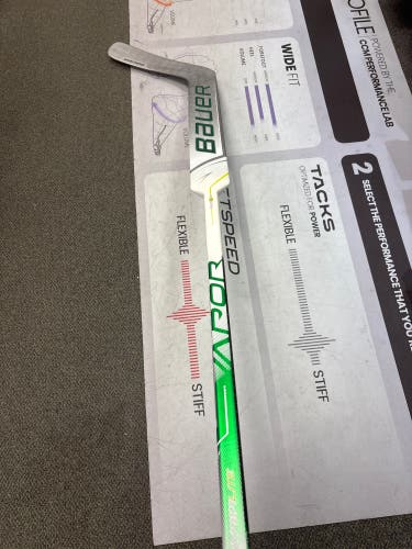 Senior Bauer Vapor Hyperlite Regular Goalie Stick 25" Paddle (New)