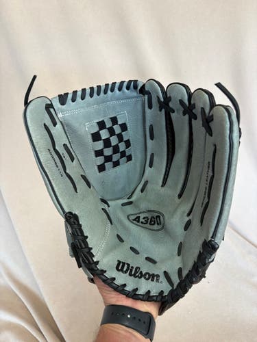 RH Wilson A360 Softball Glove 14" (Used)