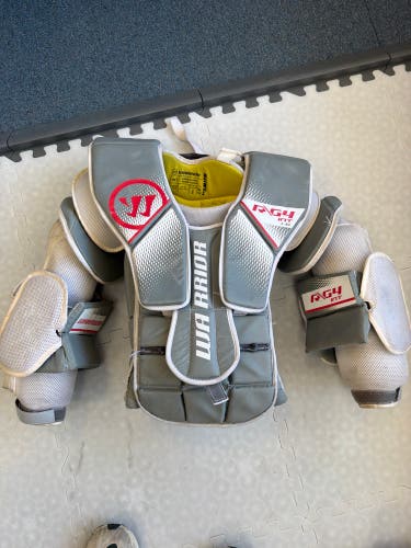 Intermediate Large/Extra Large Warrior Ritual G4 Goalie Chest Protector (Used)