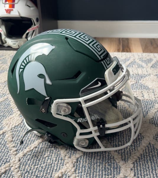 custom football helmets speedflex Riddell Helmet, In Stock in Europe paralysis or death to you and possible injury to your opponent Contact in football may result in CONCUSSION Las Vegas Raiders Mid-Size SpeedFlex