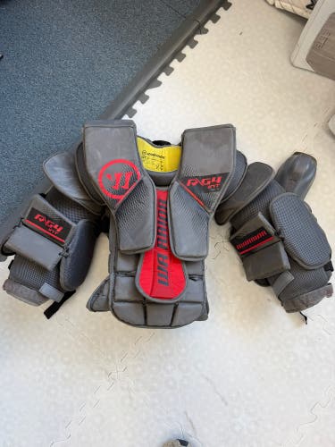 Intermediate Large Warrior Ritual G4 Goalie Chest Protector (Used)