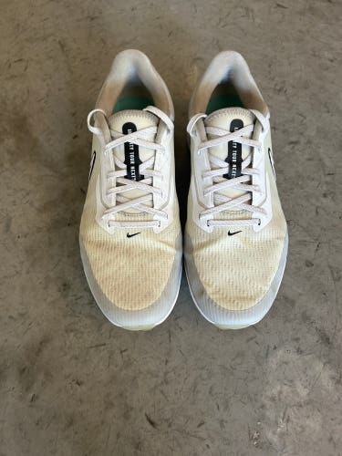 Men's Size M 11.5 (W 12.5) Nike Golf Shoes (Used)