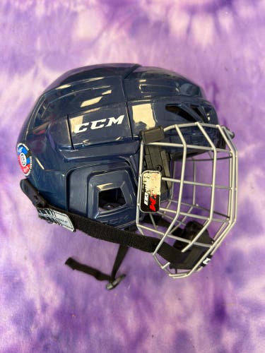 Blue Youth CCM FitLite 3DS Helmet (Used)