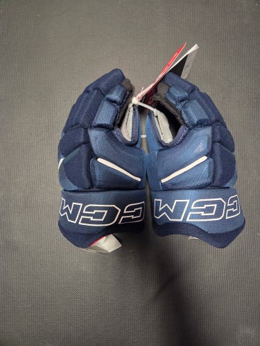 New 26' Junior CCM Next Gloves 12" navy