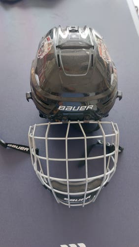 Small Bauer Re-Akt 85 Helmet (Used)