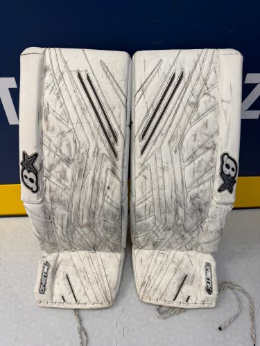 32" Senior Brian's Gnetik V Goalie Leg Pads (Used)