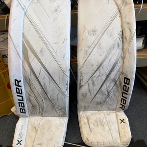 White Large Senior Bauer Vapor X5 Pro Goalie Leg Pads (Used)