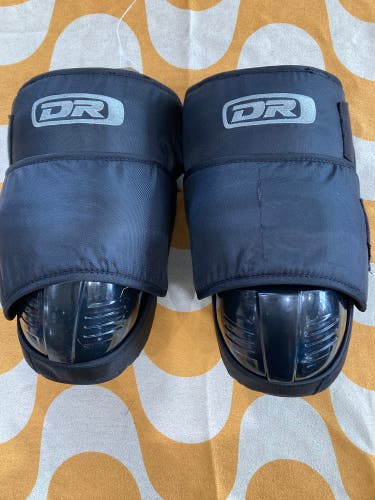D&R Goalie Knee Pads (Used)
