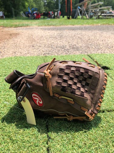 Rawlings FP120 RH Pitcher's Softball Glove 12" (Used)