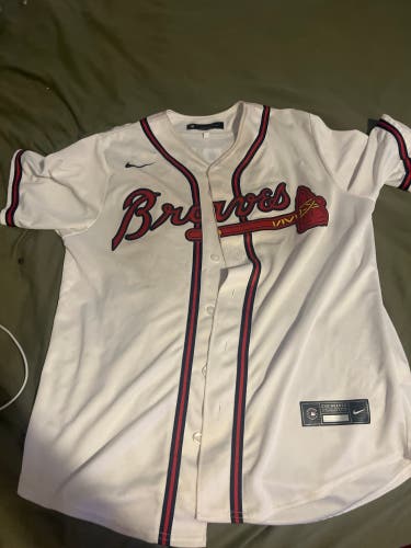 White Medium/Large Men's Nike Jersey (New)