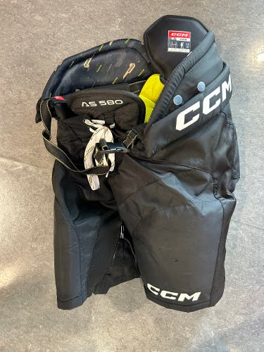 Senior Medium CCM Tacks AS 580 Hockey Pants