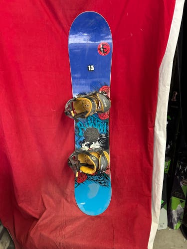 Snowboard: Unisex Burton Snowboard All Mountain With Bindings Directional Twin 135 cm (Used)