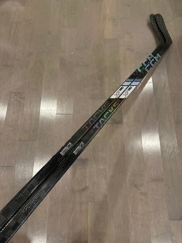 (2-pack) New Pro Stock CCM XF Pro P29 85 Flex