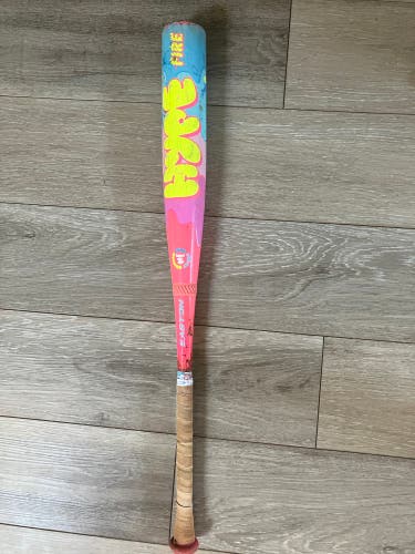 2025 Easton Hype Fire Composite USSSA Certified Bat (-5) 27 oz 32" (Used)