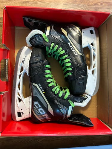 2022 CCM Tacks AS-570 Hockey Skates 6.5 (Used)