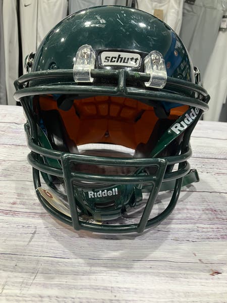 craigslist used youth football helmets Vintage 1970s Riddell Kra-Lite TK2 Game Tennessee Helmet – WESTBROOKSPORTSCARDS The shock bonnet acts as a suspension system allowing the helmet and shell to move independently Green Youth XXS Schutt Youth