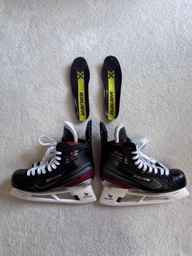 Bauer Vapor 2X Pro Hockey Skates 9.5D pro stock (Used—mint condition) *no steel*