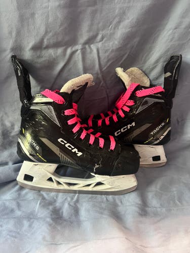 CCM Tacks Hockey Skates